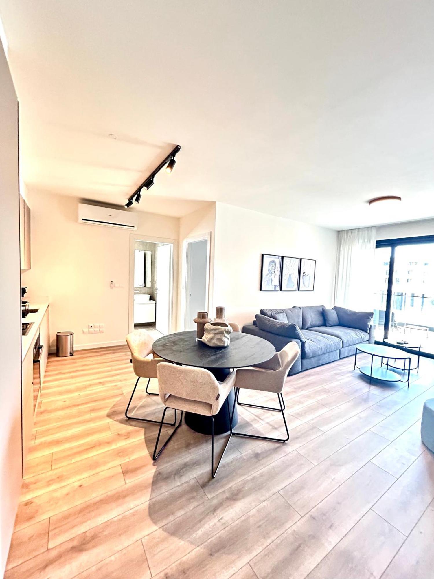 Sunset Gardens - Holiday Apartments - By Tlv Living Лімасол Екстер'єр фото