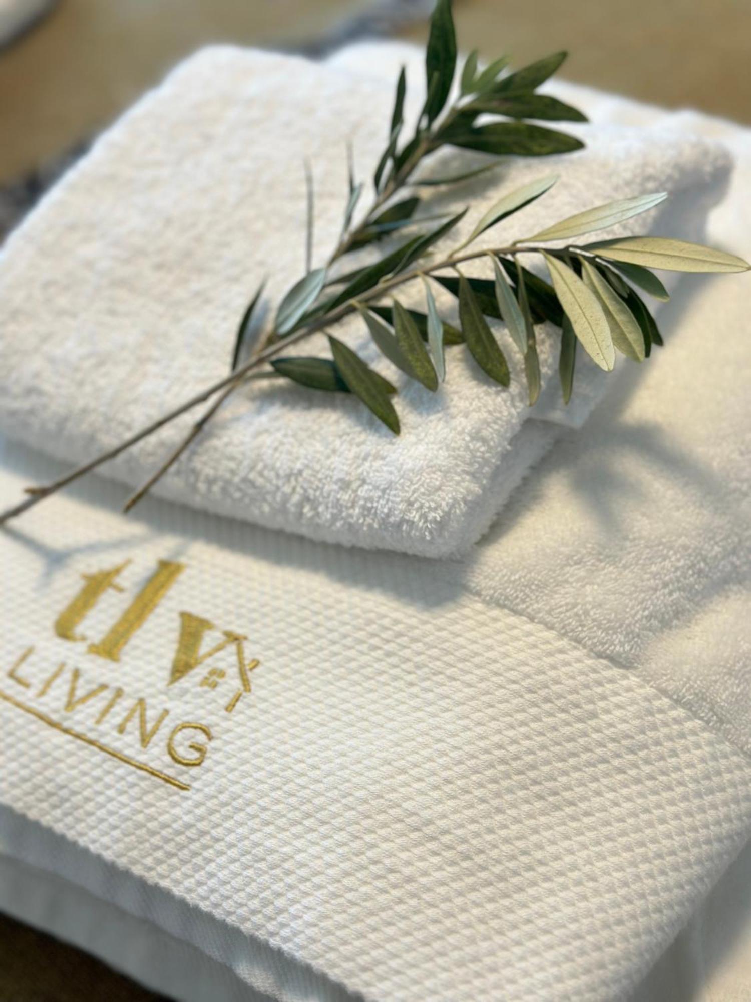 Sunset Gardens - Holiday Apartments - By Tlv Living Лімасол Екстер'єр фото