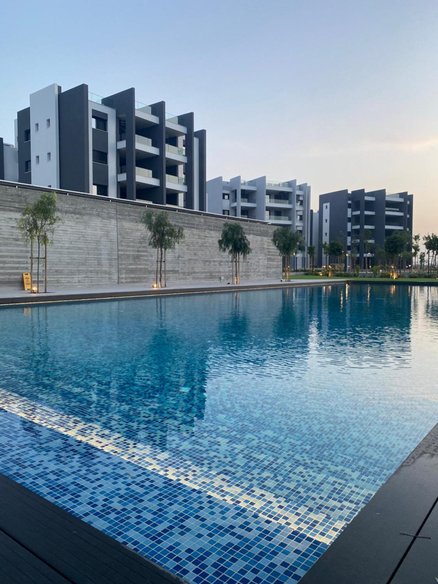 Sunset Gardens - Holiday Apartments - By Tlv Living Лімасол Екстер'єр фото